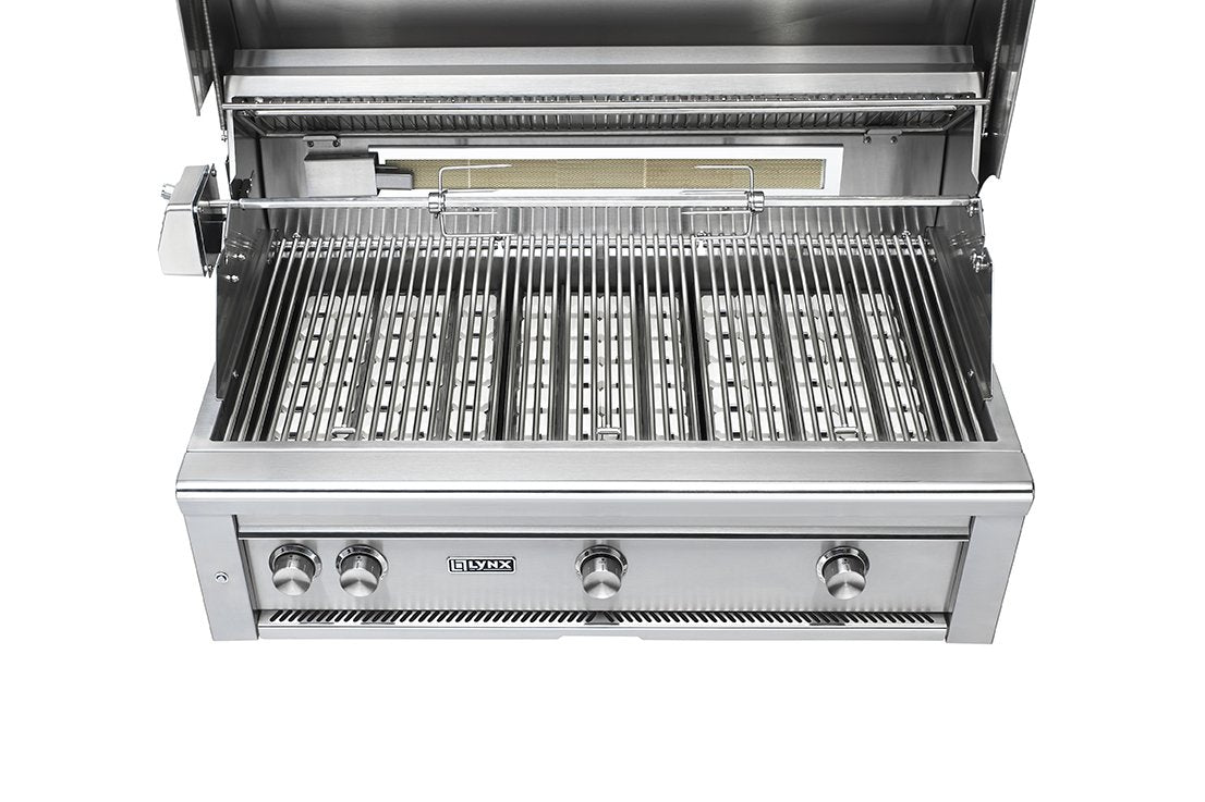 Lynx | Professional 42" Built-In Grill with Ceramic Burners & Rotisserie