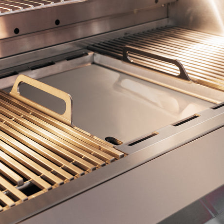 Summerset Quest Built-In Gas Grill - griddle plate and cooking grates