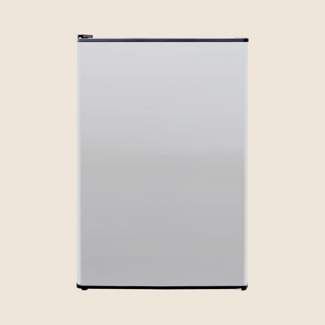 Summerset RFR-22S 22-Inch Outdoor Compact Refrigerator - front view door closed