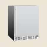 Summerset RFR-24S-A 24-Inch Outdoor Refrigerator - angled view door closed