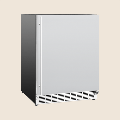 Summerset RFR-24S-A 24-Inch Outdoor Refrigerator - angled view door closed