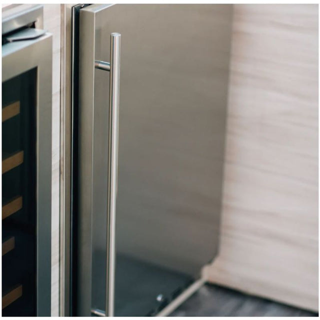 Summerset 24 Inch 5.3c Outdoor Rated Refrigerator - RFR-24