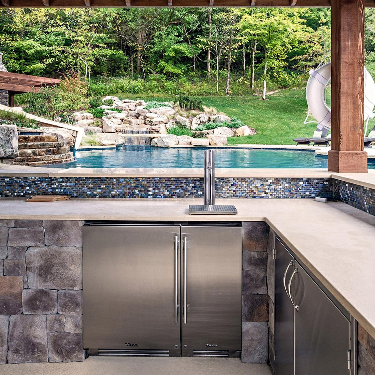 True ADA Height 15 Inch 75 Lb. Right Hinge Outdoor Ice Maker - Stainless Steel - TUIADA-15-RS-A~S