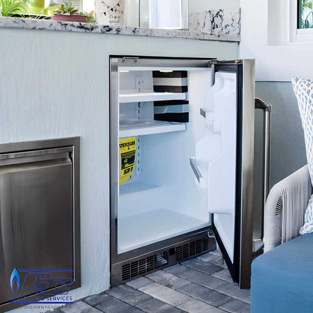 Twin Eagles 24-Inch 5.1 Cu. Ft. Outdoor Rated Compact Refrigerator with Lock