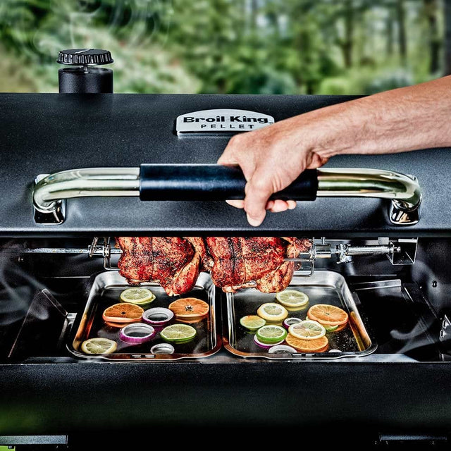 Broil King Regal Pellet 500 Pro 32-Inch Wi-Fi Wood Pellet Grill & Smoker - view 4
