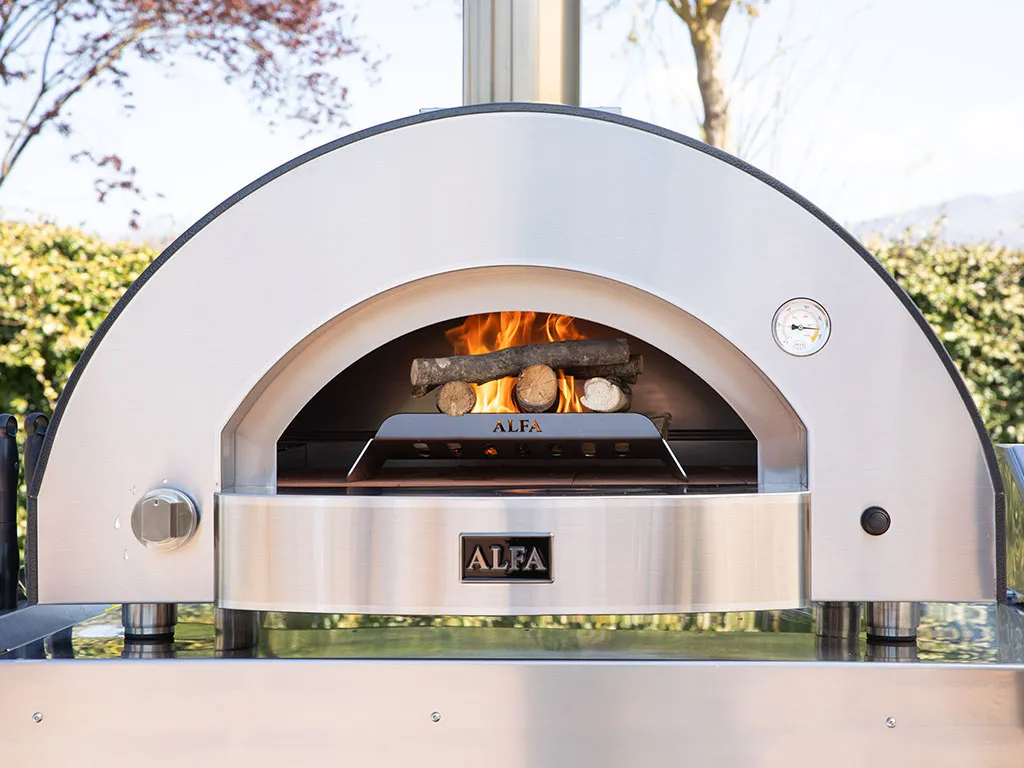 Alfa Classico 4 Pizze Gas Pizza Oven Freestanding on Black Cart