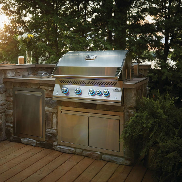 Napoleon 700 Series 32-Inch Built-In Natural Gas Grill w/ Infrared Rear Burner, Rotisserie & SafetyGlow