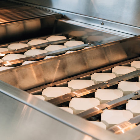 American Made Grills Estate Freedom Grill - briquette system