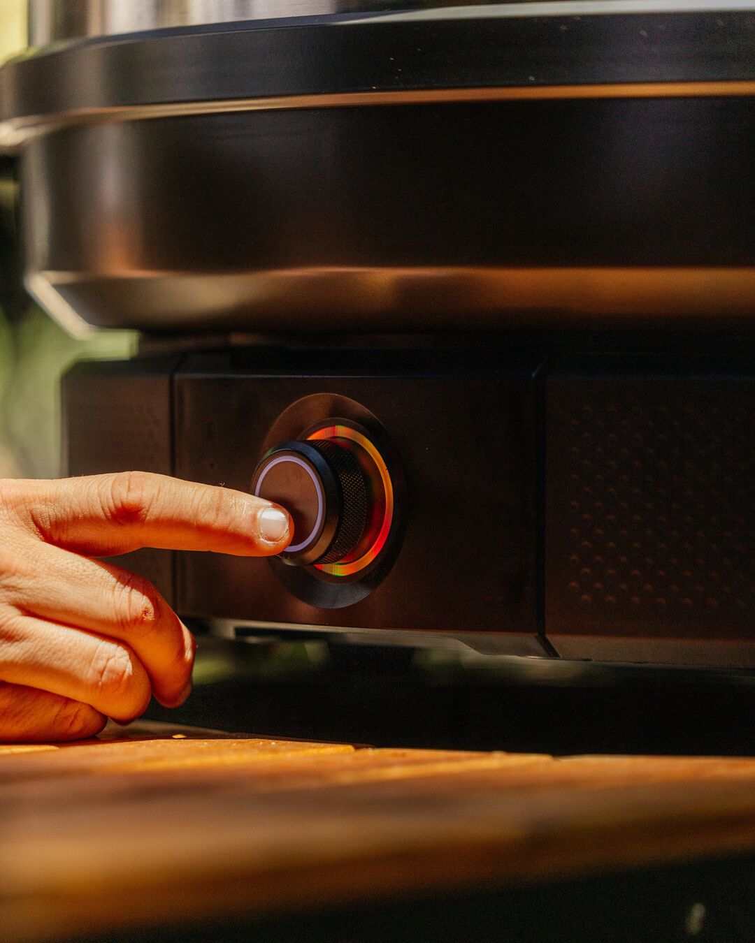 Dome XL Gen 2 Gozney Propane Pizza Oven - Off Black - GMPOBUS1825