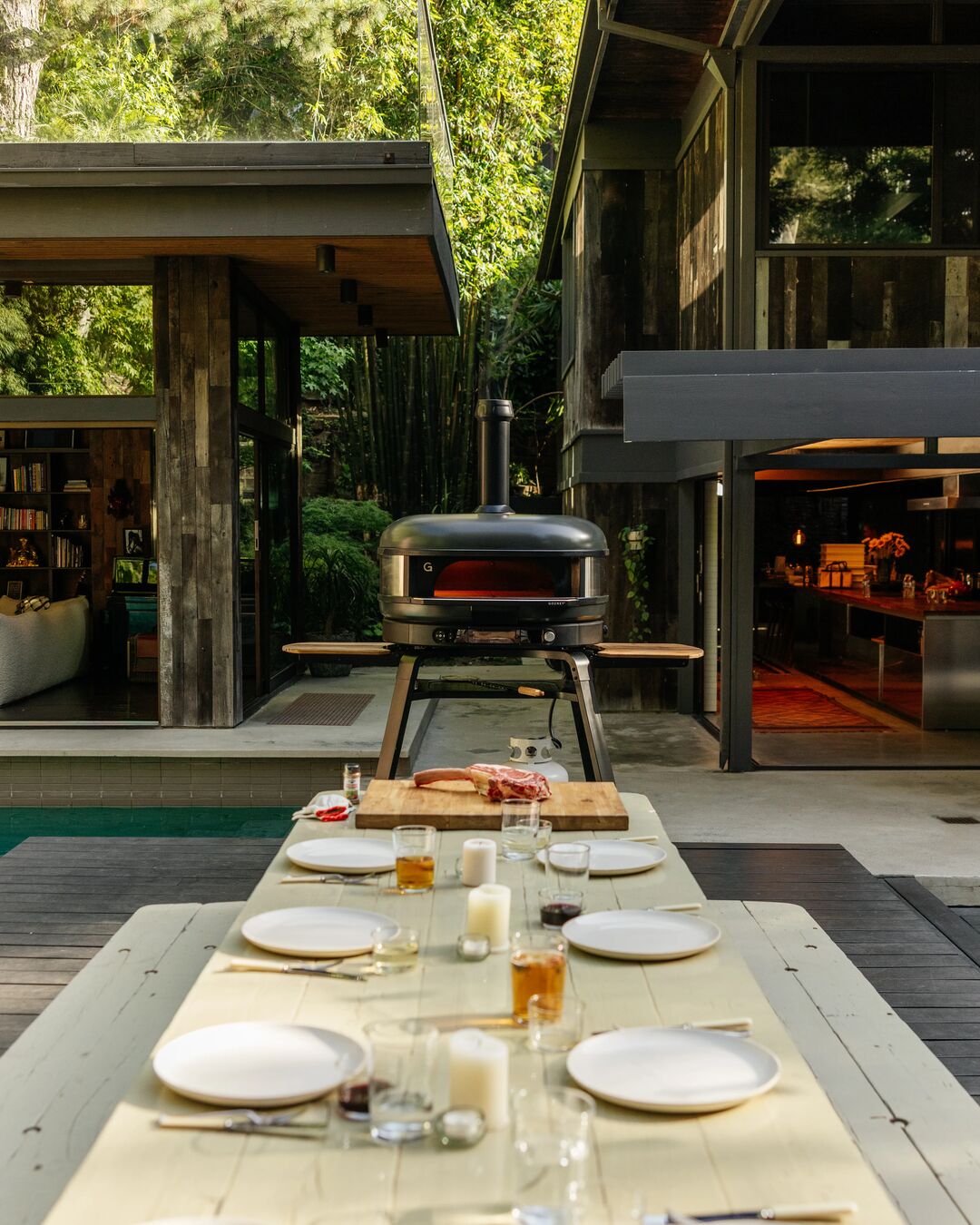 Dome XL Gen 2 Gozney Propane Pizza Oven - Off Black - GMPOBUS1825