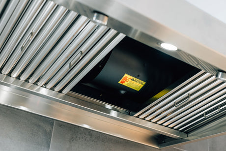 Summerset outdoor vent hood stainless steel canopy detail