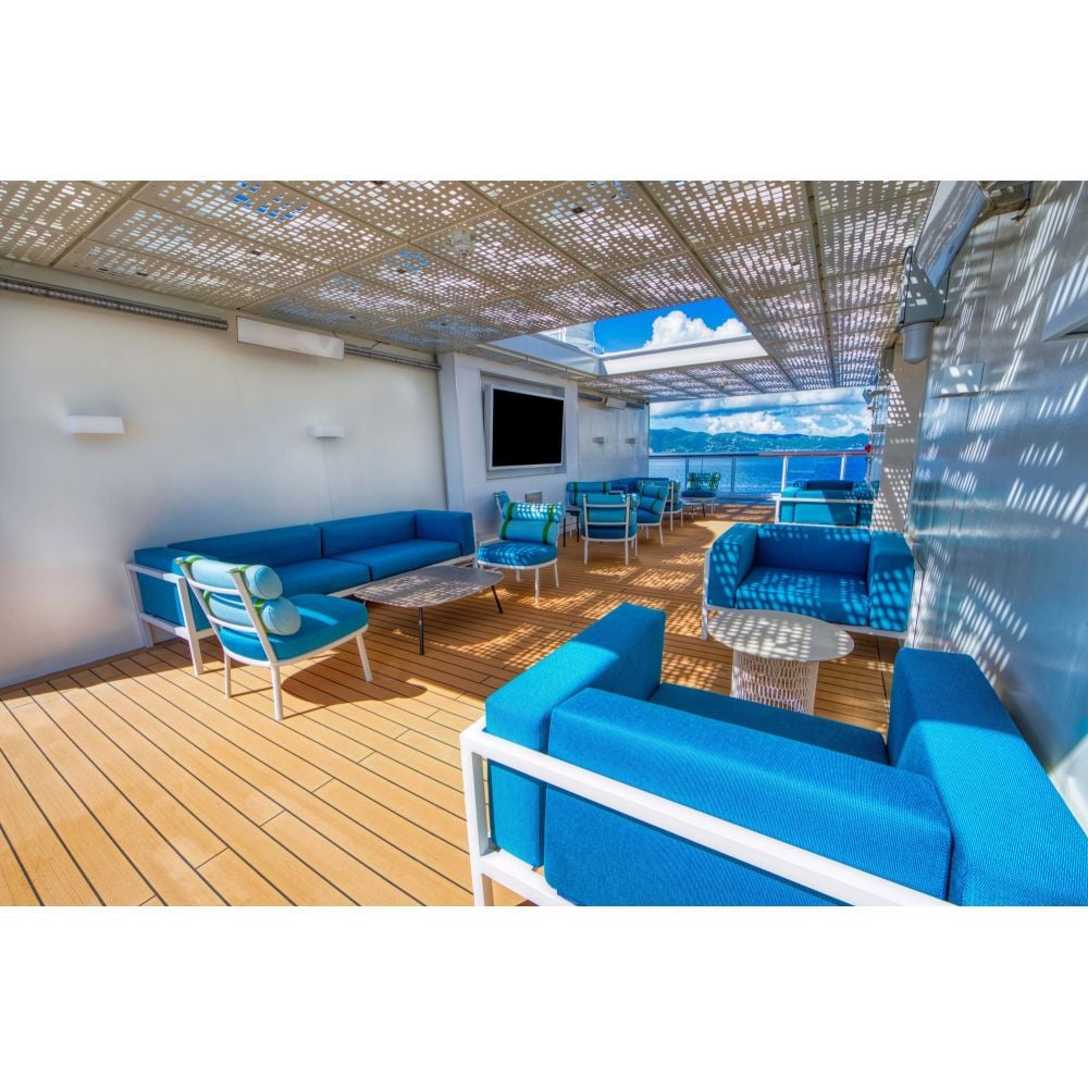Bromic Platinum Electric Marine - cruise deck installation