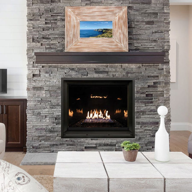 SÓLAS THIRTY8 Built-In Direct-Vent Gas Fireplace