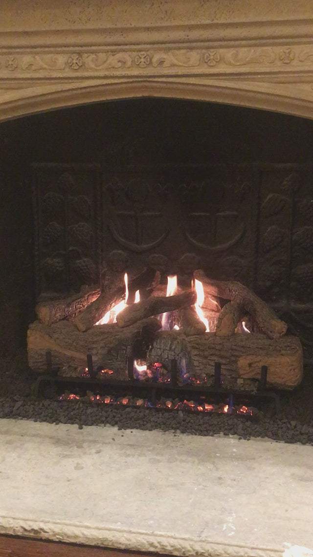 Peterson Real Fyre Mountain Crest Oak Gas Log Set With Vented ANSI Certified G31 Triple-Tier Burner