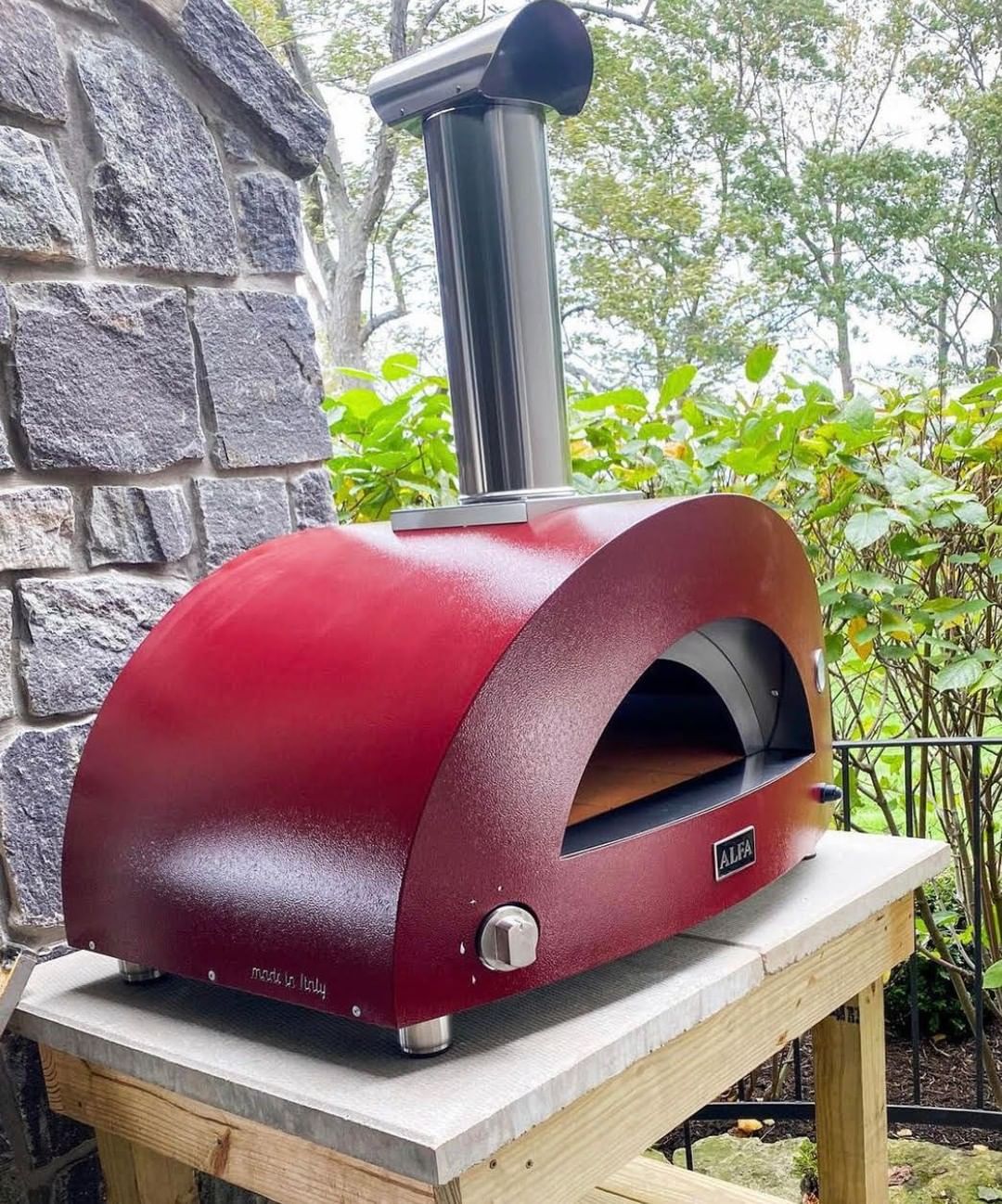 Alfa Brio 27-Inch Outdoor Freestanding Gas Pizza Oven with Base - Blue