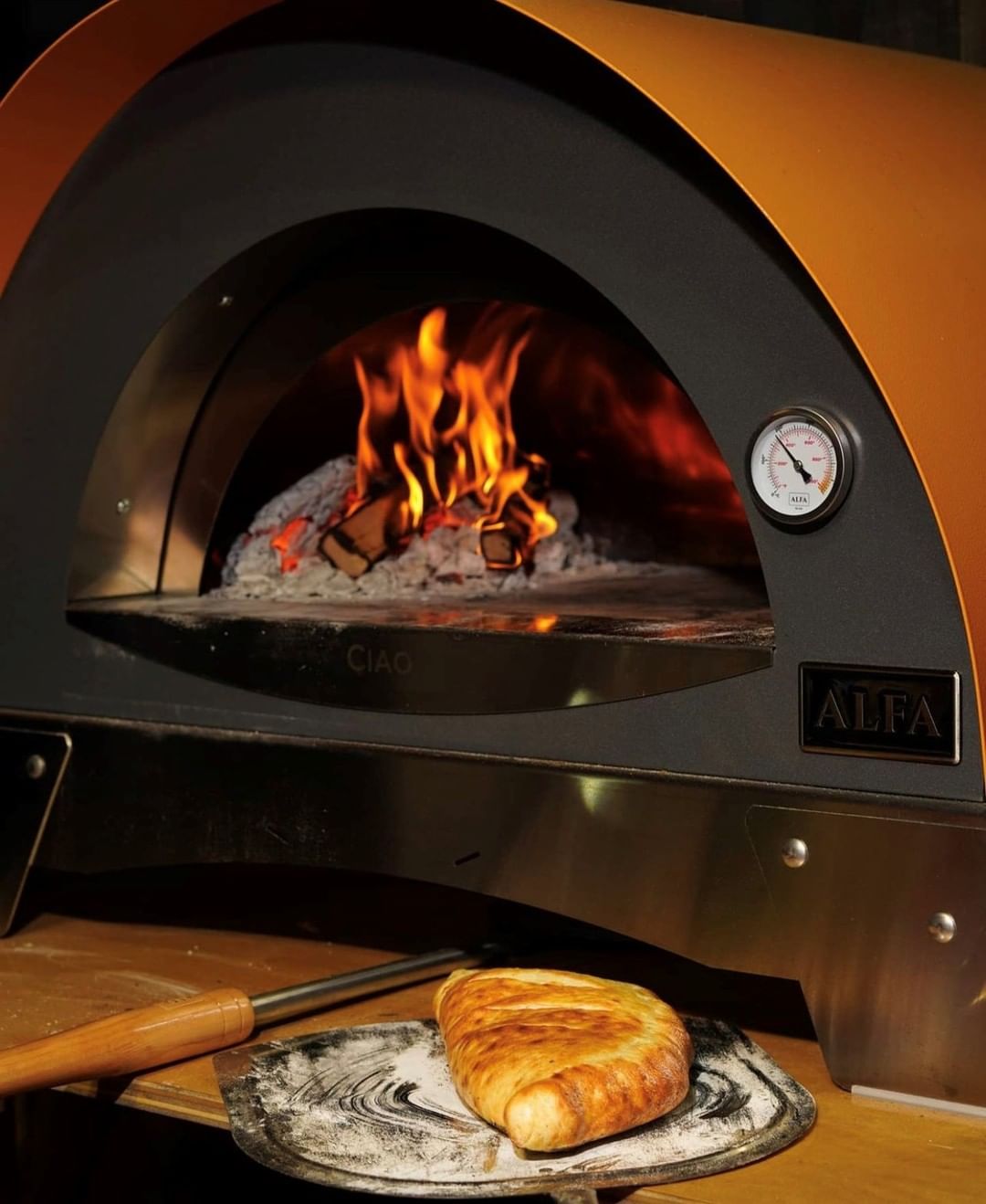 Alfa Ciao 27-Inch Freestanding Wood-Fired Outdoor Pizza Oven with Base - Fire Yellow