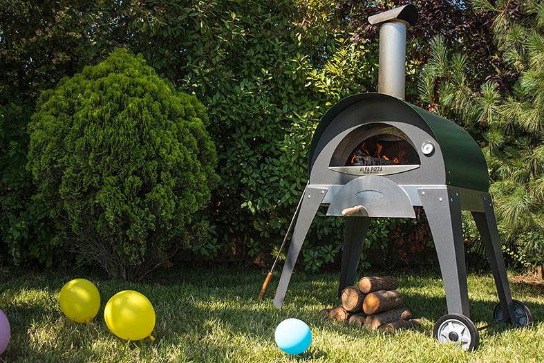 Alfa Ciao 27-Inch Freestanding Wood Fired Outdoor Pizza Oven with