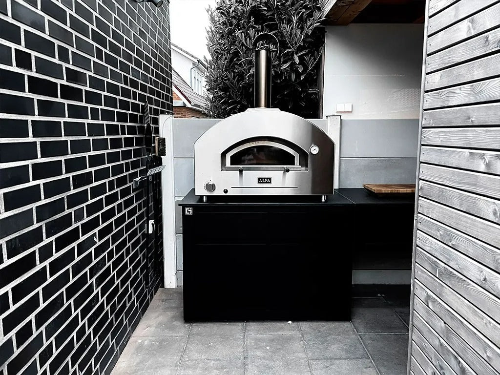 Alfa Futuro 2 Pizze Outdoor Natural Gas Hybrid Pizza Oven - Silver Black