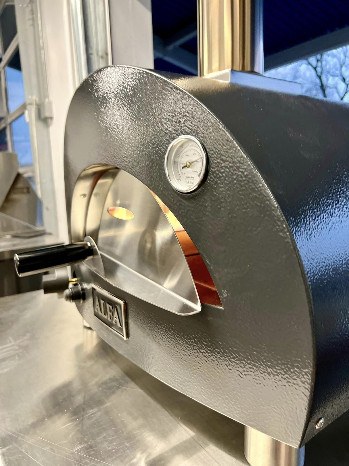 Alfa Moderno Portable Propane Gas Fired Pizza Oven - Grey