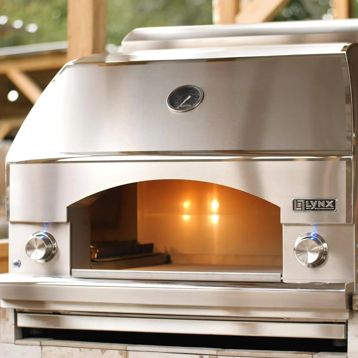 Lynx Professional Napoli 30-Inch Propane Gas Outdoor Pizza Oven On Mobile Kitchen Cart - LPZAF-LP