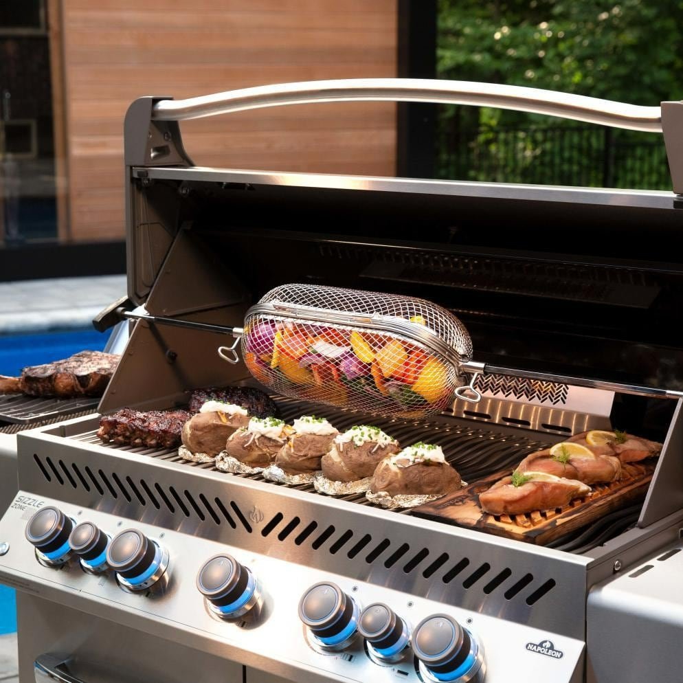 Best Grill Reviews - Napoleon Prestige 500 Gas Grill Cooking capabilities and temperature control